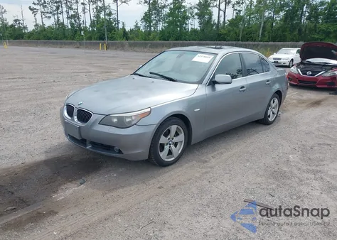 2006 BMW 525Xi из США, поврежденный, VIN WBANF33536CS37082